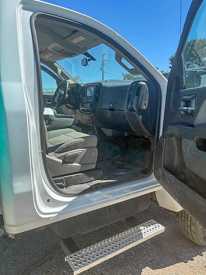 Used 2020 Chevrolet 5500HD Service Truck