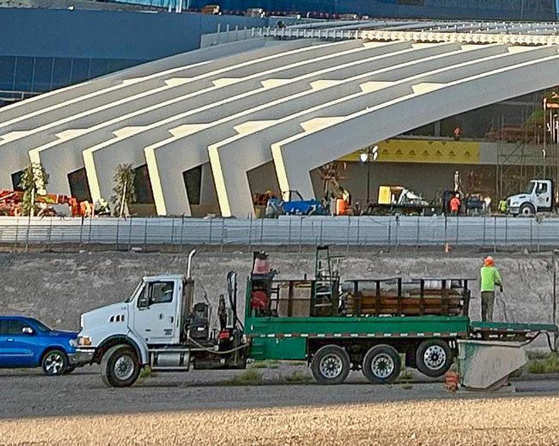 Used 2006 Freightliner M2 Flatbed Water Tender Truck