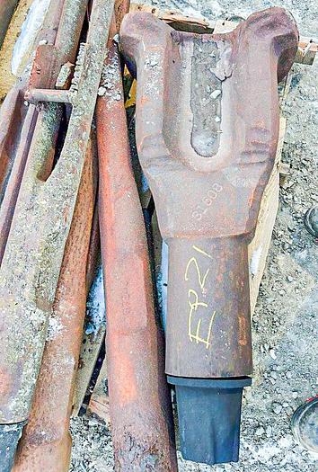 Used 18" cable tool drill chisel bit, 31" length, 4" x 5" API pin thread.