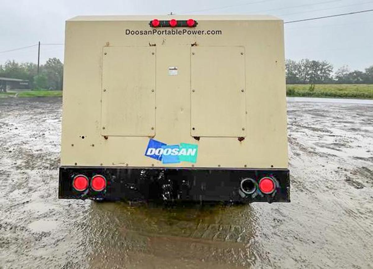 Used 2012 Doosan HP750WCU-T4I Air Compressor