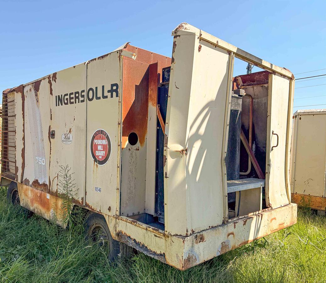 Used 1993 Ingersoll-Rand XHP 750 Cfm / 350 Psi Air Compressor