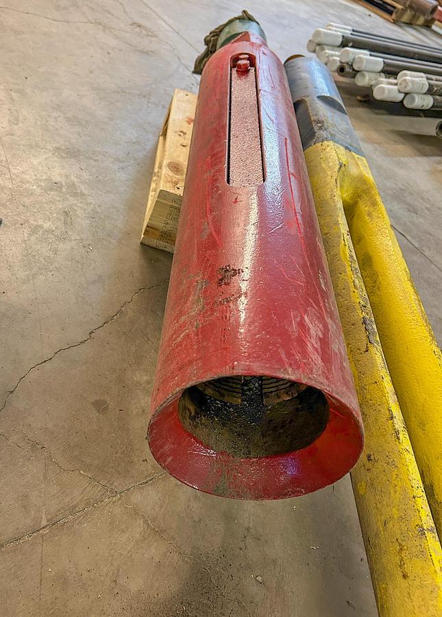 Used Spang & Company Non-Crusher Three Slip Band Type Fishing Socket