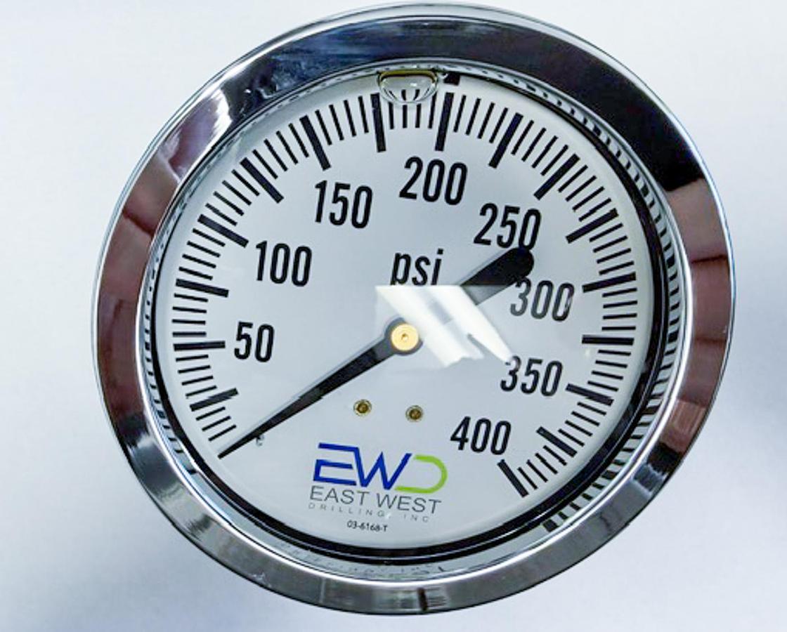 Used 400 PSI Liquid-Filled 4" Panel-Mount Pressure Gauge