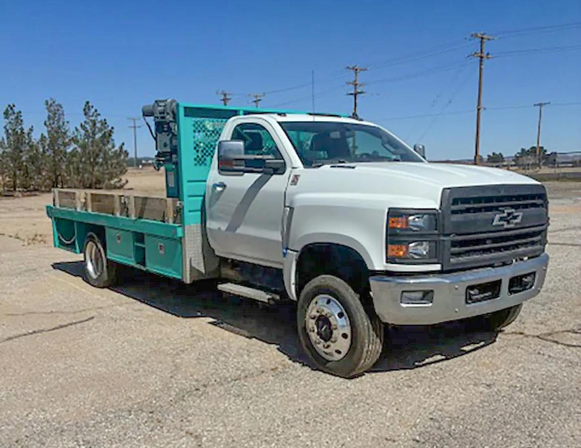 Used 2020 Chevrolet 5500HD Service Truck