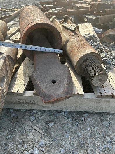 Used 8-3/4" to 9" Dart Valve Bailer Bottom for Cable Tool