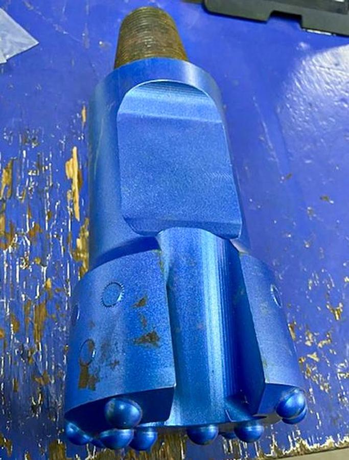 Infinity 3-15/16 “Flat Face” Carbide Cable Tool Bit with1-1/2 X 2-1/4 8 – Pin Thread