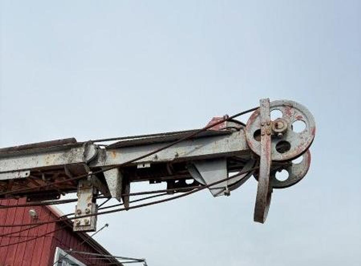 Used Bucyrus Erie 24-L Cable Tool Drill Rig