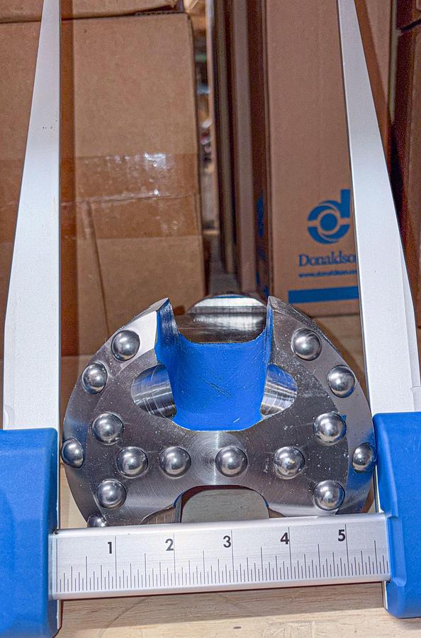 Used Supreme 5-3/4" Flat Face Carbide Button Cable Tool Drill Bit, 1-5/8” X 2-5/8” Pin Thread