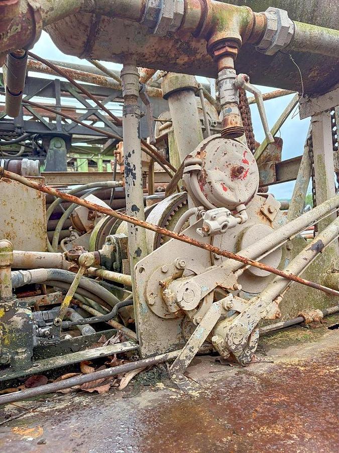 Used Failing 1000 Drill Rig