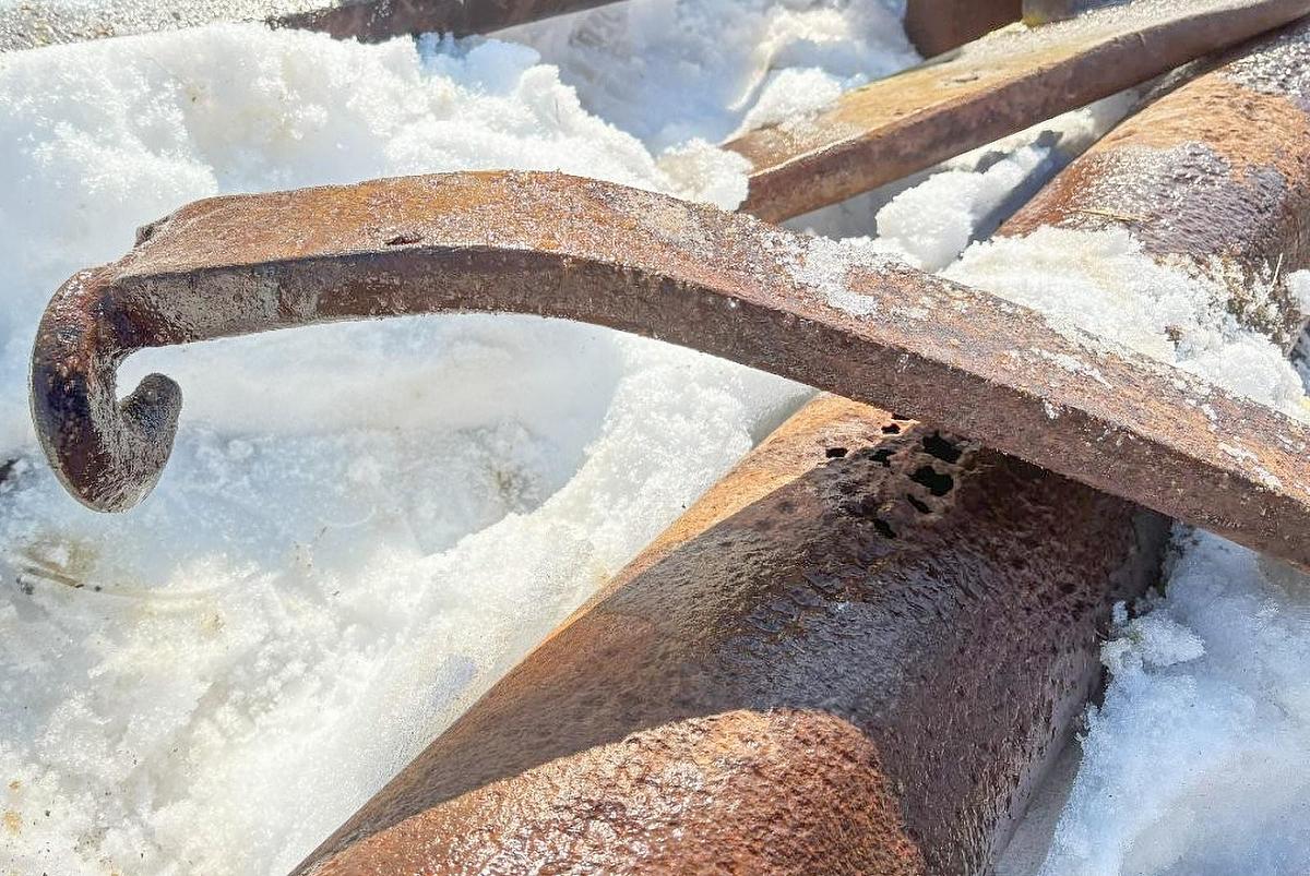 Used Macnolia Right-Hand Drilling Tool Wrench (3-3/4" x 52" J-wrench)