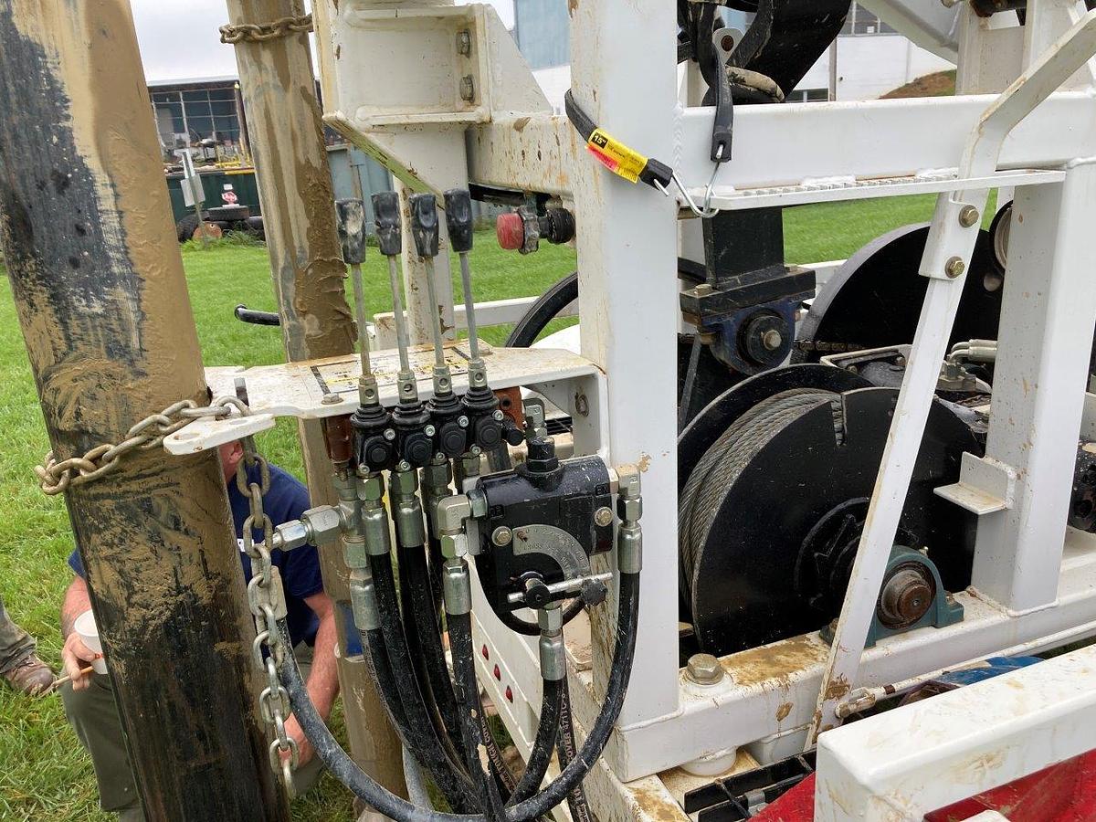 Used LD Cable Tool Rhino Water Drill Rig