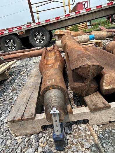 Used 4' Heavy Duty Cable Tool Chisel Bit