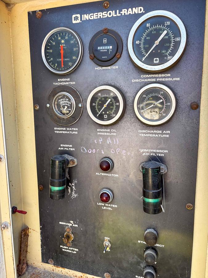 Used 1986 Ingersoll-Rand XP600 Air Compressor