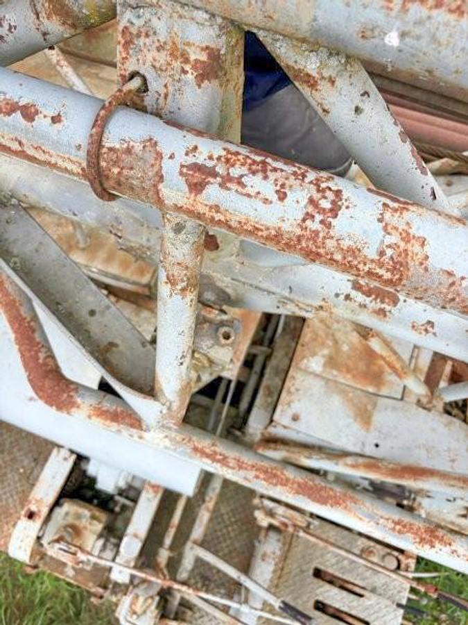 Used Davey M8A Table Drive Drill Rig