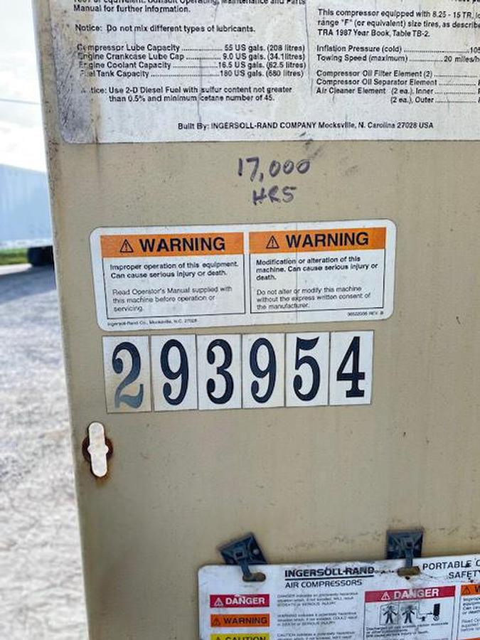 Used 1998 Ingersoll-Rand XHP1070WCAT