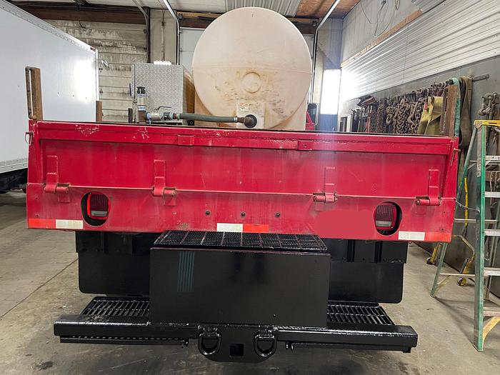 Used 2005 Ford F750 Water Truck