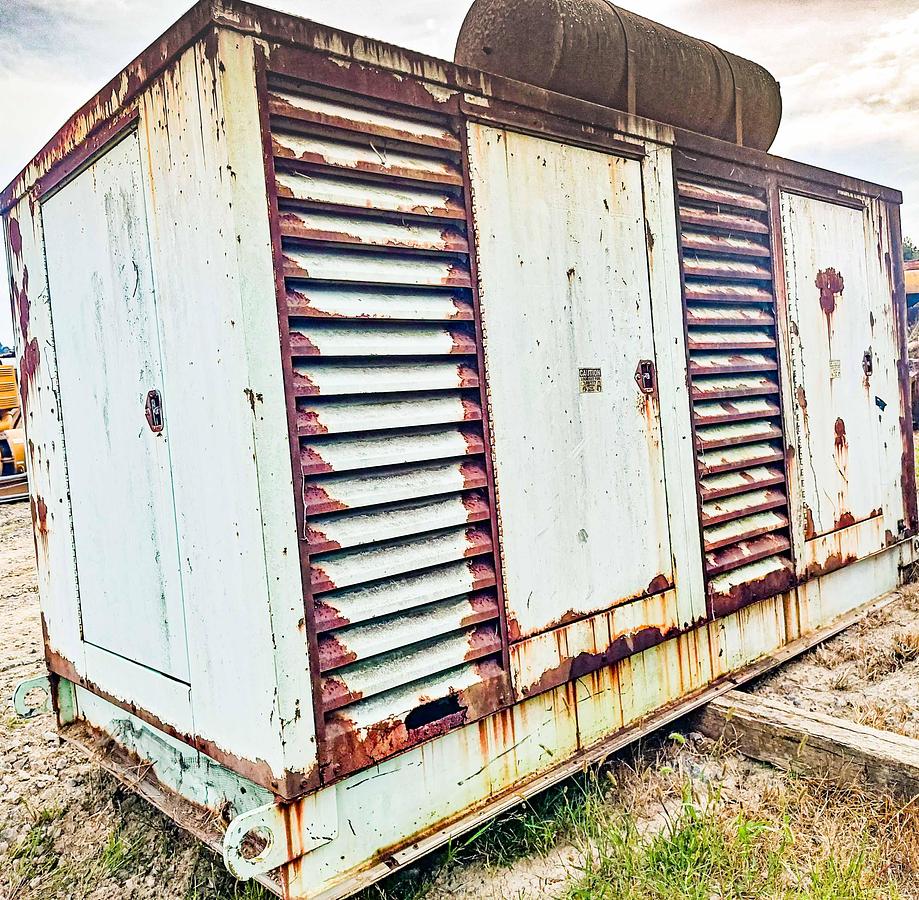 Used Caterpillar powered 500 KW Kato generator