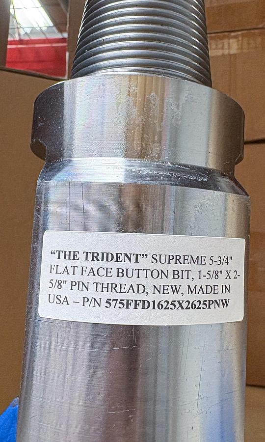 Used Supreme 5-3/4" Flat Face Carbide Button Cable Tool Drill Bit, 1-5/8” X 2-5/8” Pin Thread