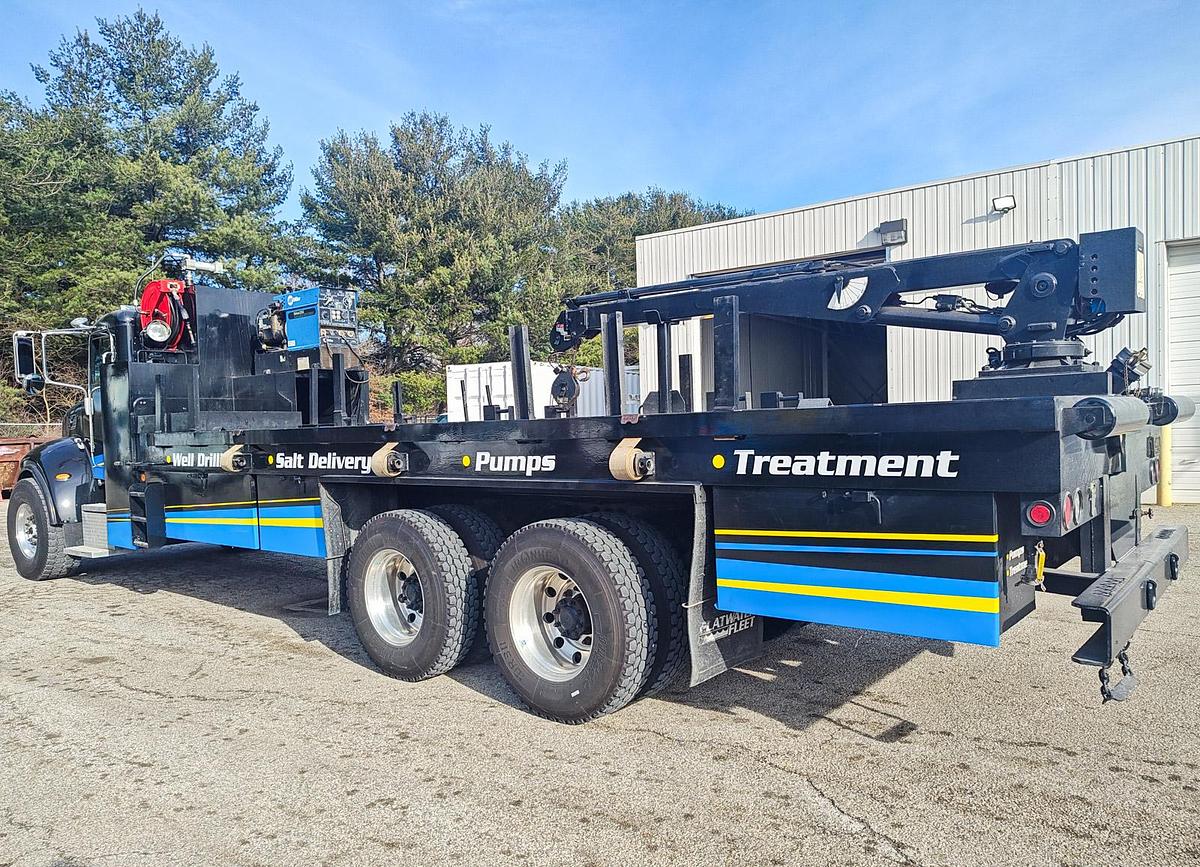 Used 2007 Peterbilt 355 Flat Water Fleet Truck