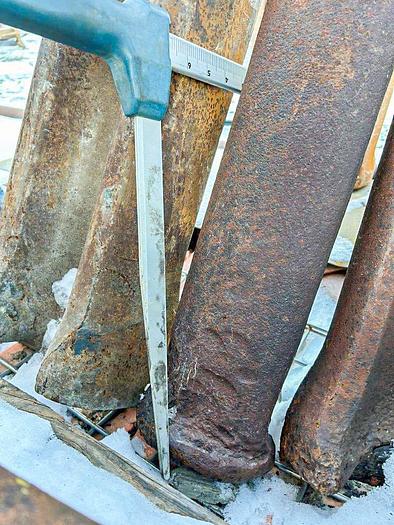 Used Regular Pattern Cable Tool Drill Bit (chisel bit), 7" diameter x 60" length, 2-3/4" x 3-3/4" pin thread