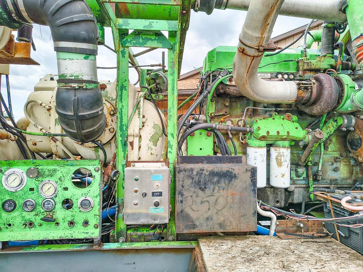 Used Sullair 900 CFM / 350 PSI Truck-Mounted Air Compressor