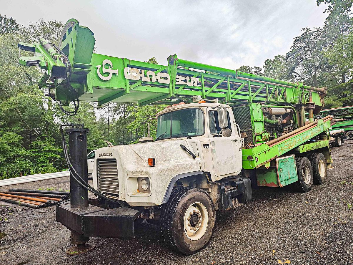 Used 1981 Chicago Pneumatic T650WS Drill Rig