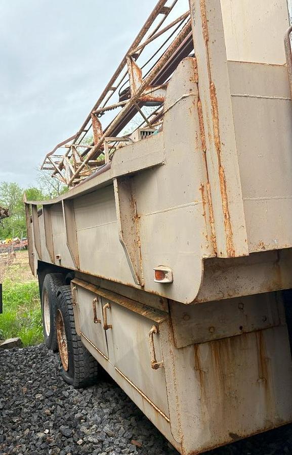 Used Failing 1000 Drill Rig