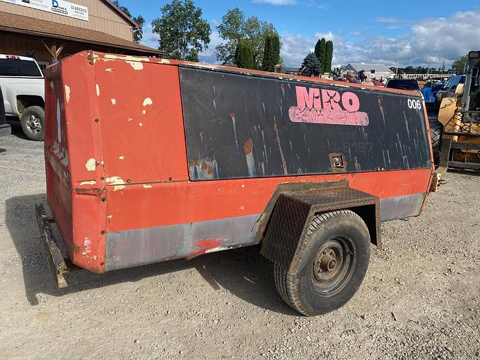 Used 1990 Ingersoll Rand P-250B-WD Air Compressor