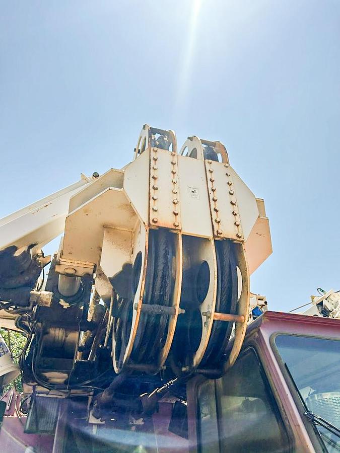 Used 2010 Schramm T200XD Deep Water / Oil & Gas Energy Drill Rig.