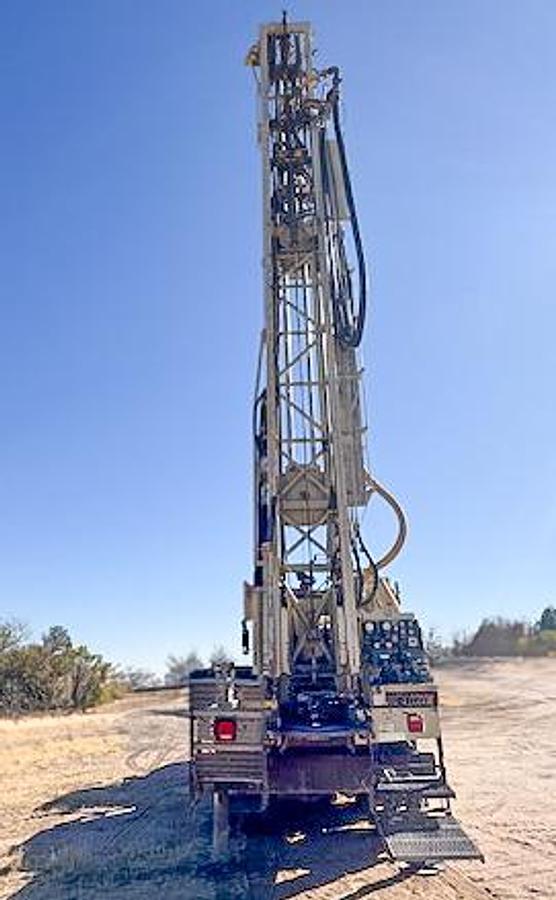 Used 2015 Atlas Copco TH60 DH Drill Rig