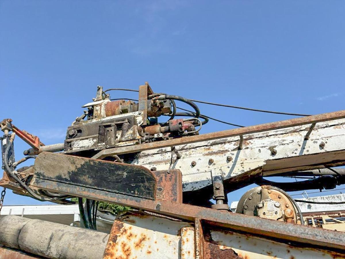 Used 1988 Simco 5000 Drill Rig