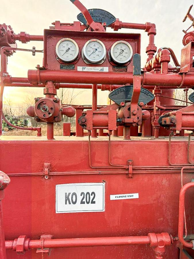 Used Commander SpeedFlo Accumulator Unit