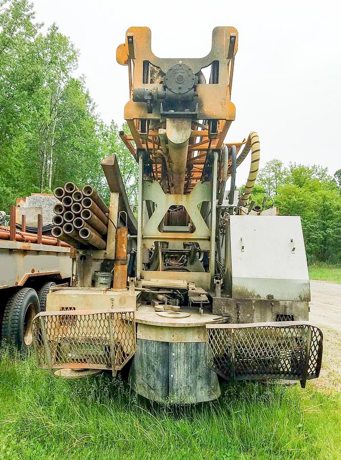 Used 1985 Ingersoll-Rand TH60 Drill Rig