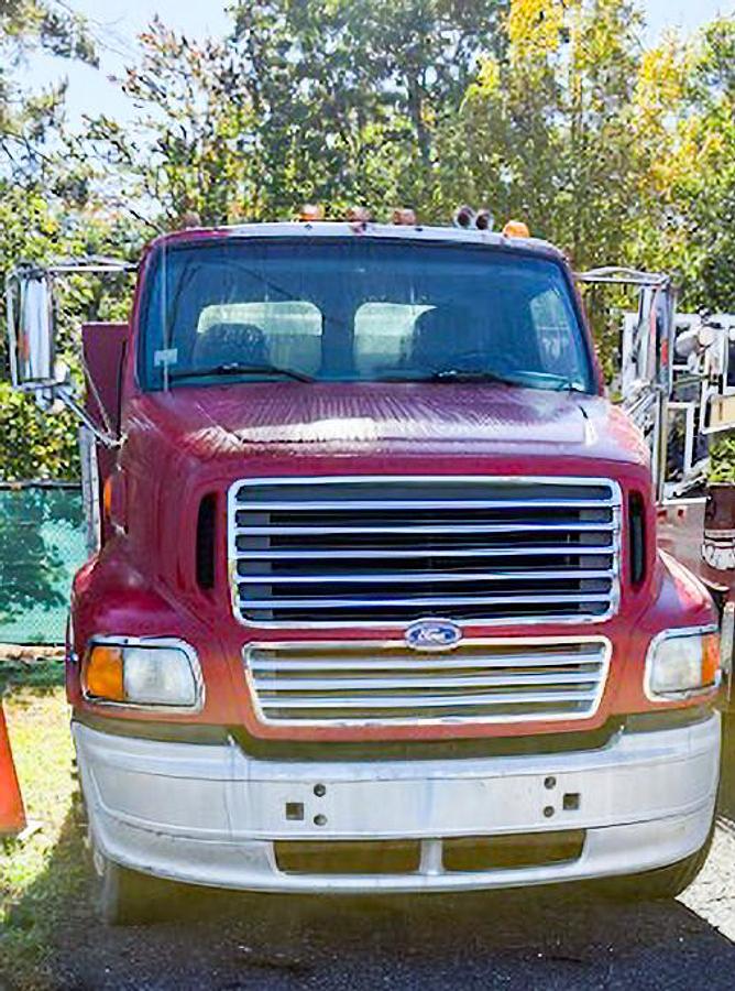 Used 1996 Ford Flatbed Water Tender Truck
