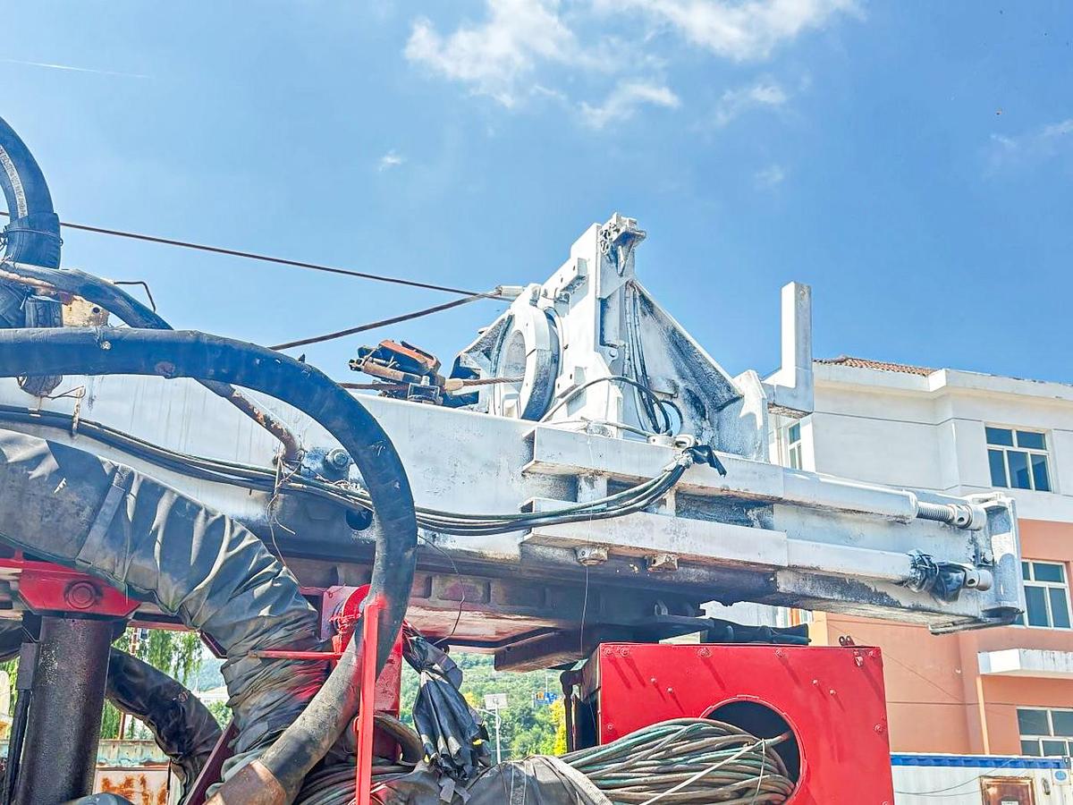 Used 2010 Schramm T200XD Deep Water / Oil & Gas Energy Drill Rig.