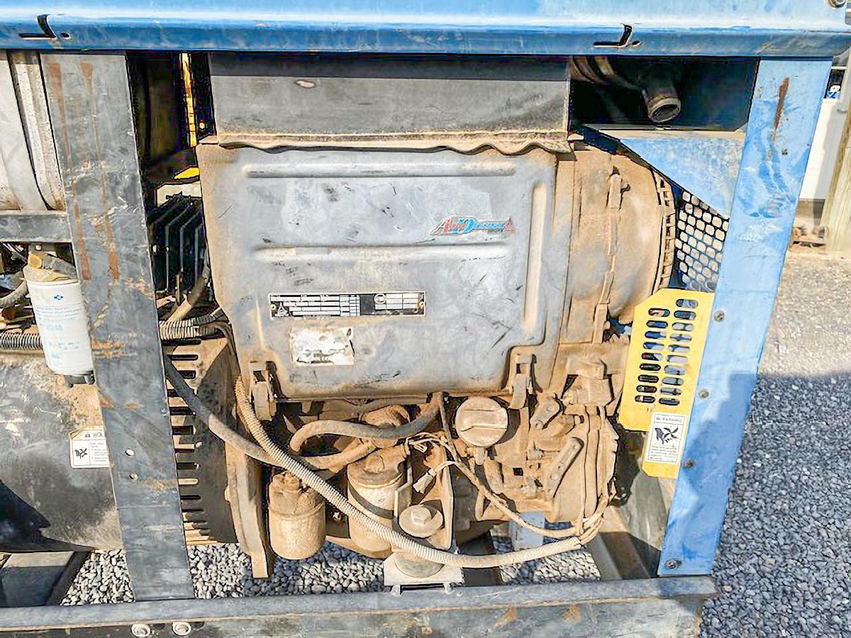 Used Miller  Electric Big Blue 251D Welder