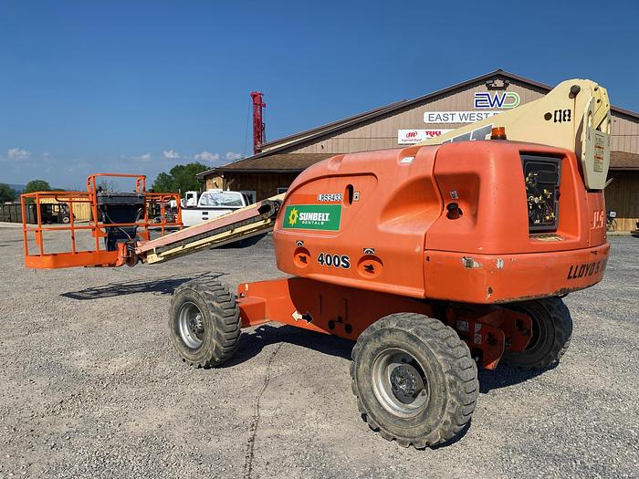 Used 2005 JLG 400S 4WD Diesel Telescopic Boom Lift