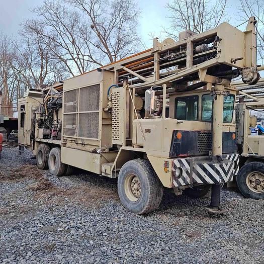 Used 1999 Ingersoll-Rand T4BH Drill Rig