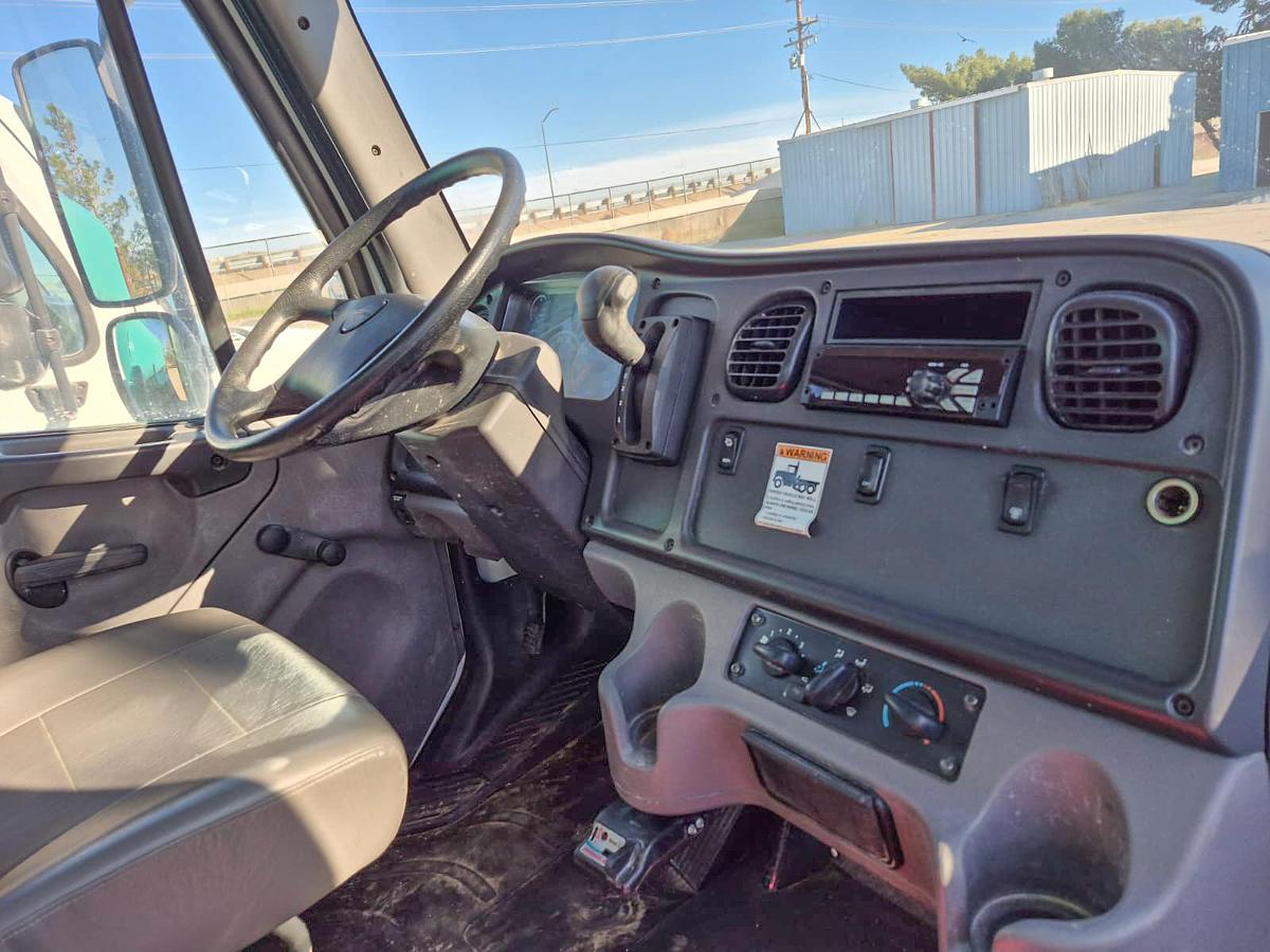 Used Freightliner Water Truck