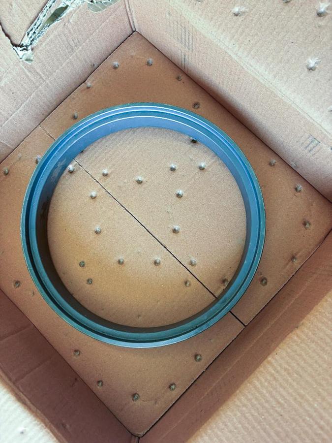 Used 10" Dual Rotary Casing Shoe – 22 Domed Buttons Assembly
