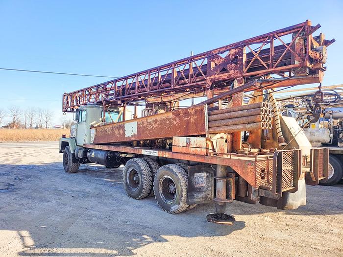 Used 1985 Ingersoll-Rand TH60 Drill Rig