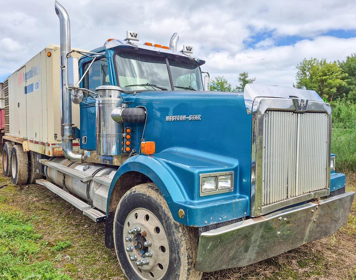 Used 2002 Caterpillar