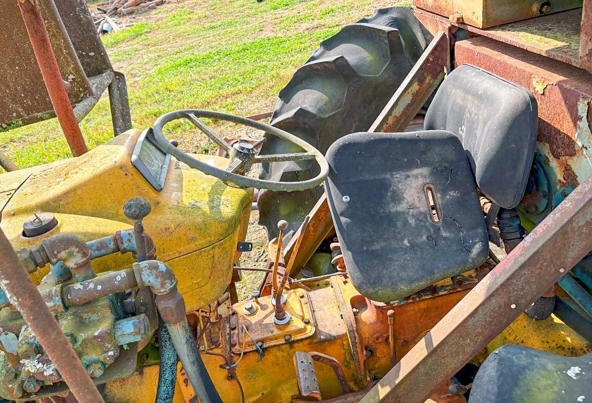 Used Ford 532 Tractor