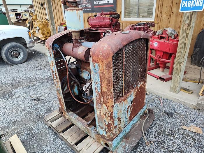 Used Detroit 2-71 Diesel Engine