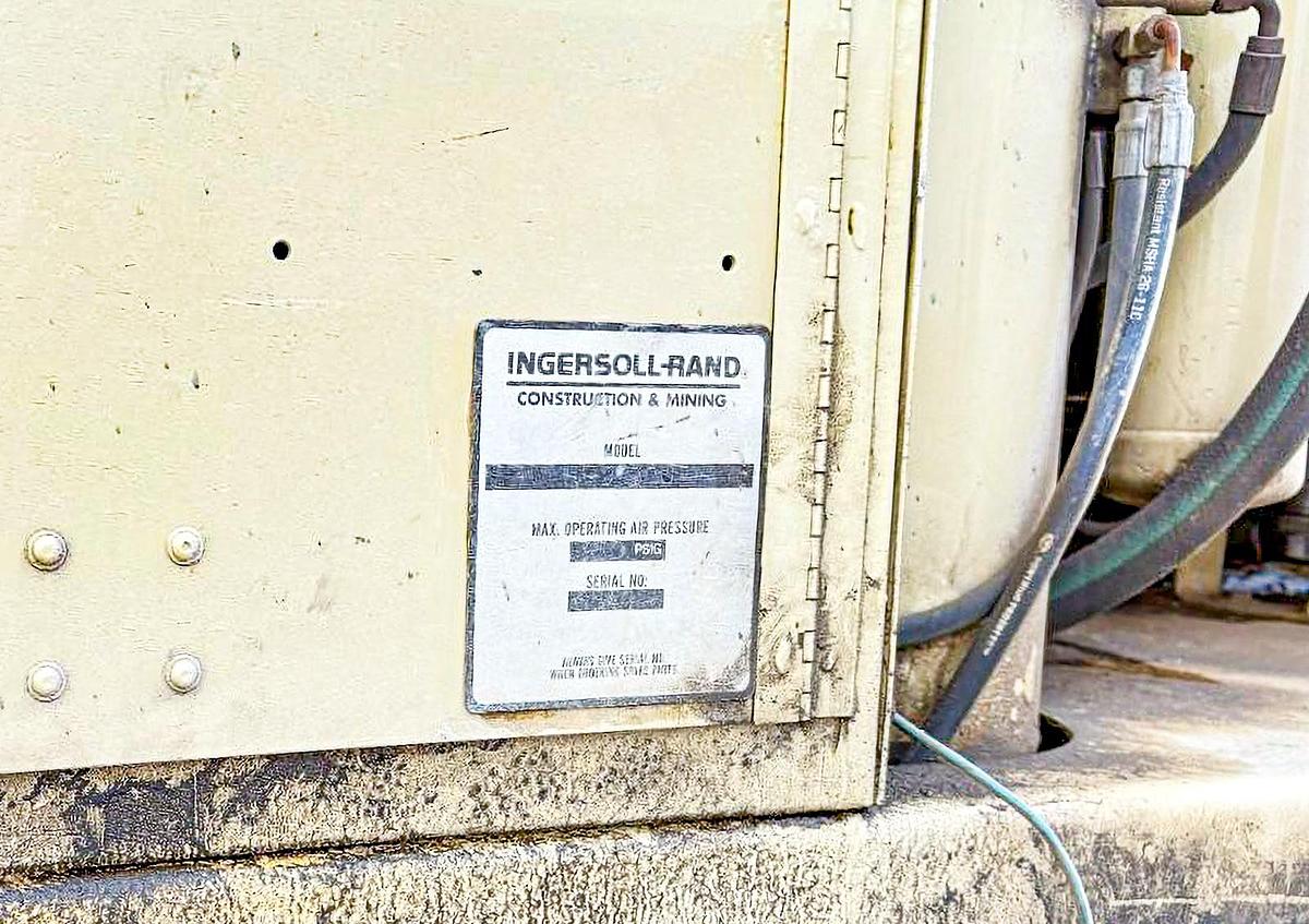 Used 2001 Ingersoll-Rand T3W Drill Rig