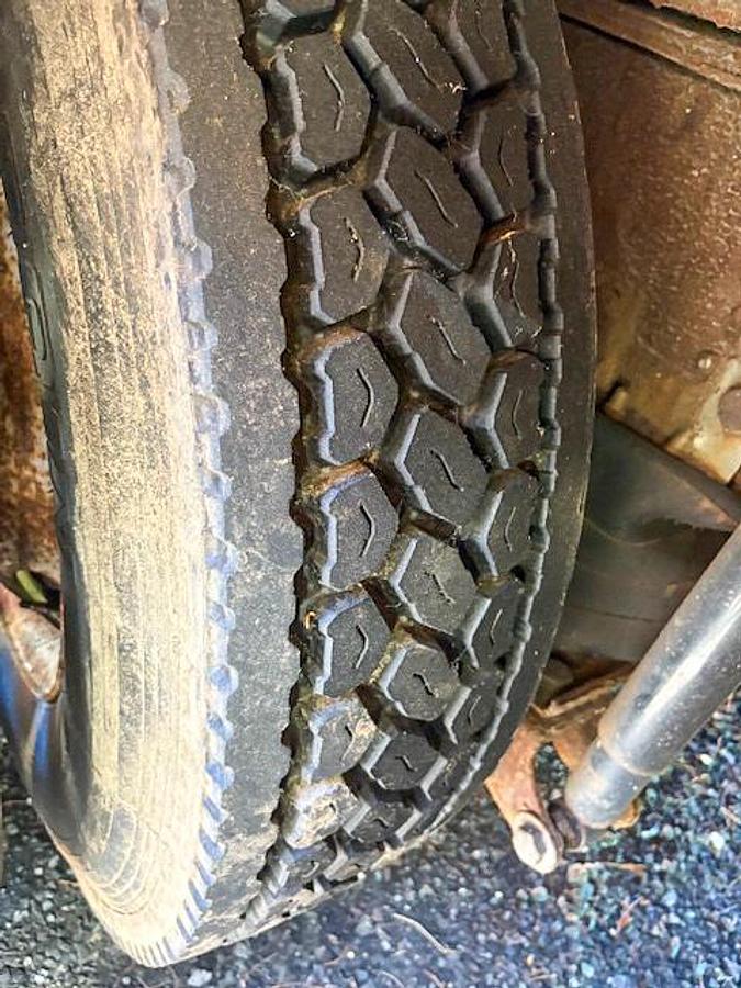 Used 1996 Ford Flatbed Water Tender Truck