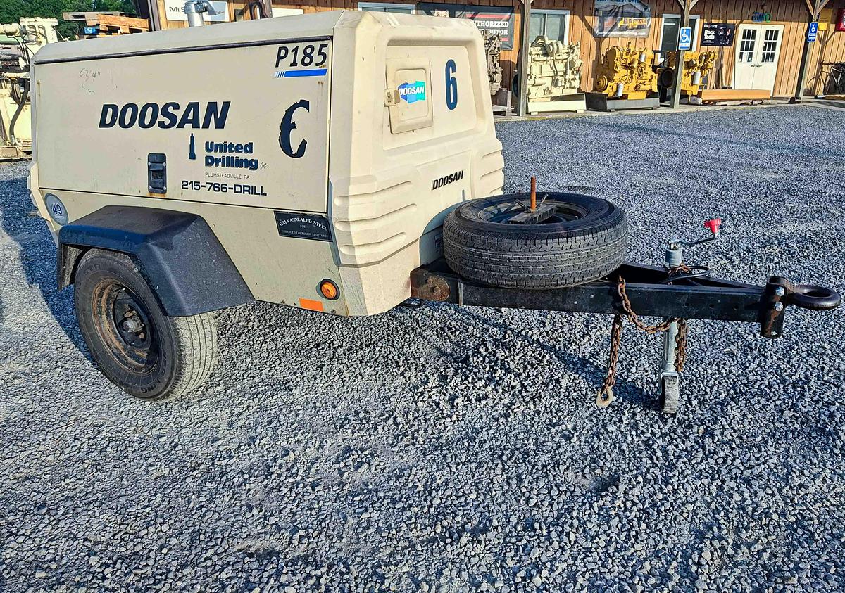 Used 2013 Doosan  P185WJD Air Compressor