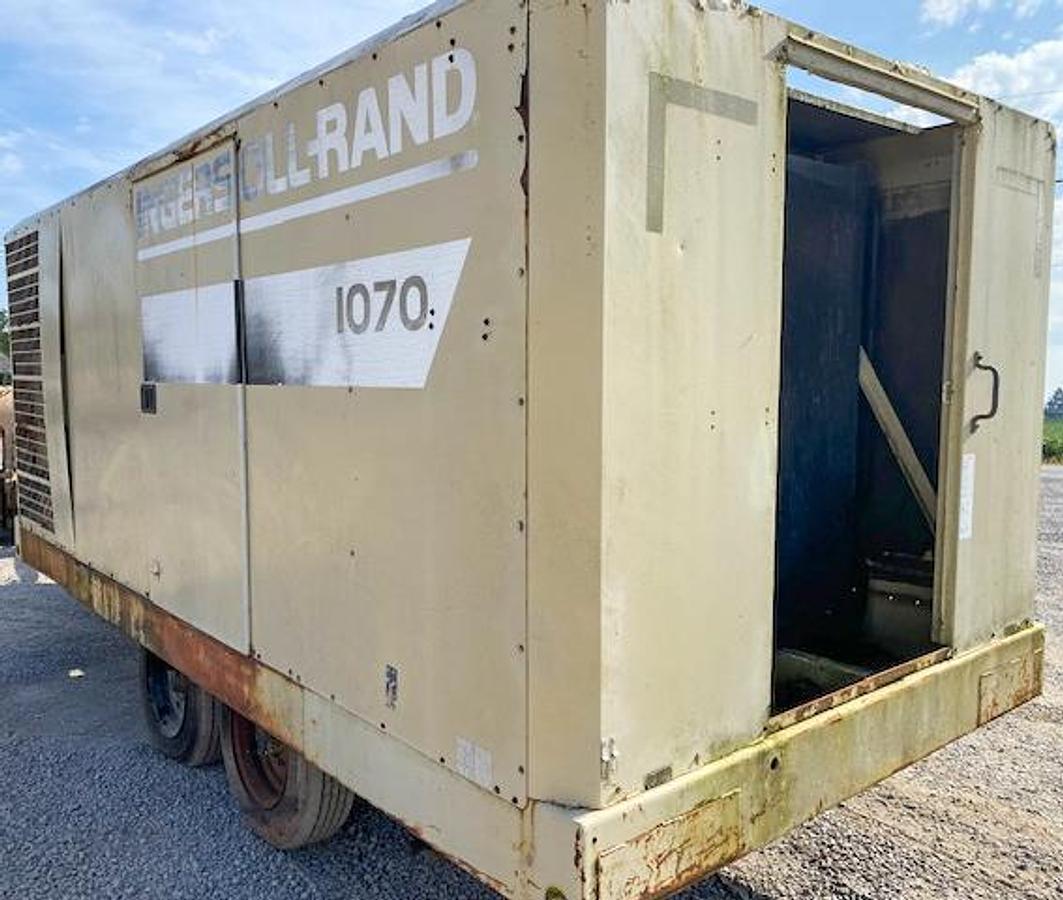Used 1998 Ingersoll-Rand XHP1070WCAT