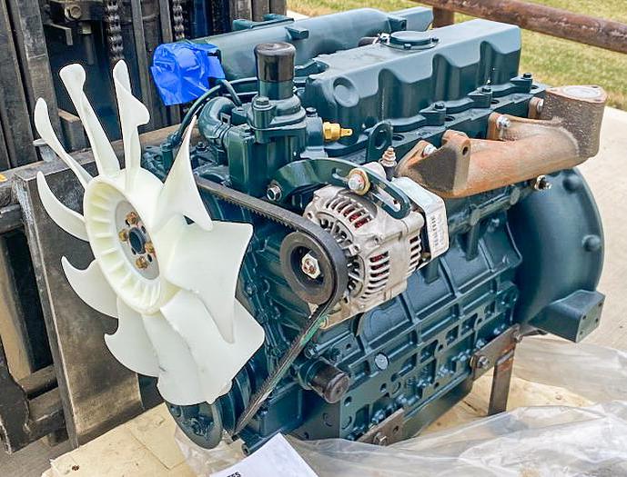 Kubota V2203DI Diesel Engine
