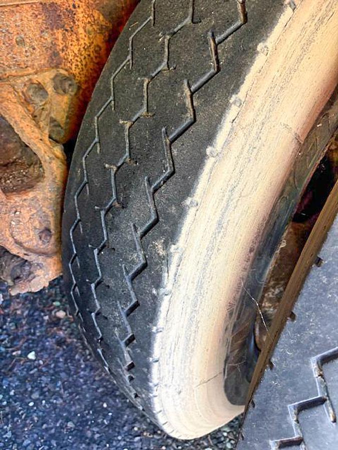 Used 1996 Ford Flatbed Water Tender Truck